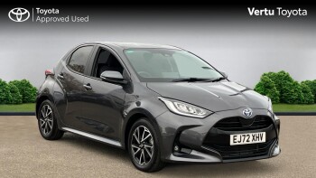 Toyota Yaris 1.5 Hybrid Design 5dr CVT Hybrid Hatchback